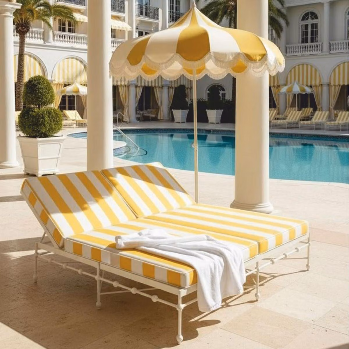 Casa Padrino Lettino da giardino doppio bianco/giallo 160 x 190 cm - Arredamento per hotel e giardini