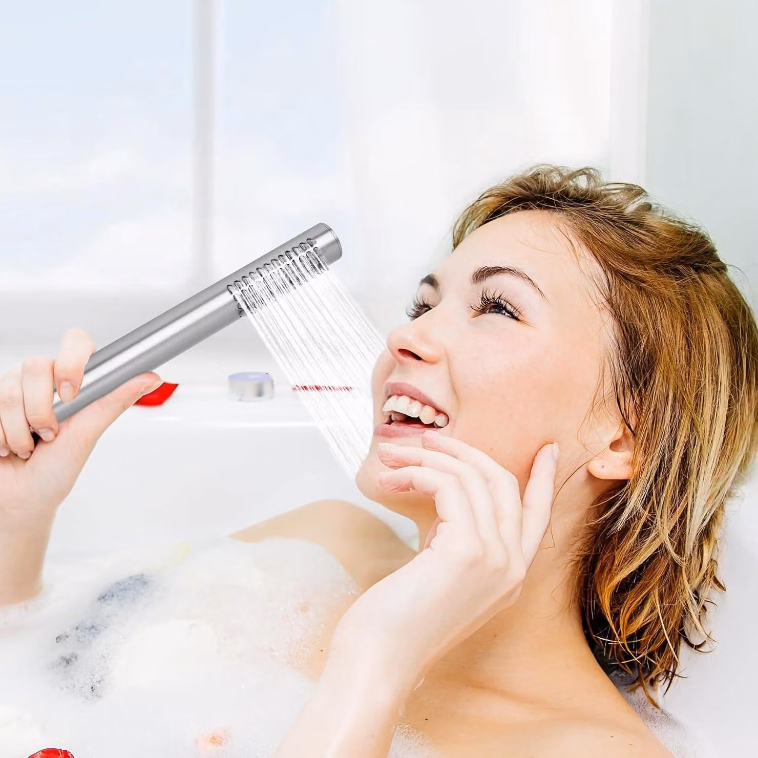 Doccia a mano, soffione ad alta pressione, risparmio idrico, realizzato in acciaio inossidabile SUS304, con 48 ugelli, facile da pulire grazie agli ugelli in gomma, funzione singola