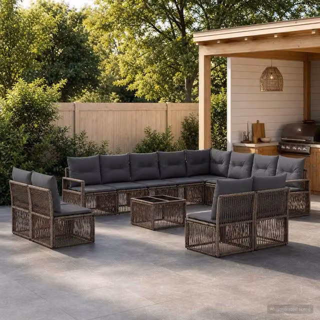Set da giardino moderno vidaXL composto da 13 pezzi in rattan e metallo con divano a tre posti, elementi angolari, tavolino da caffè e cuscini imbottiti, colore grigio – 1