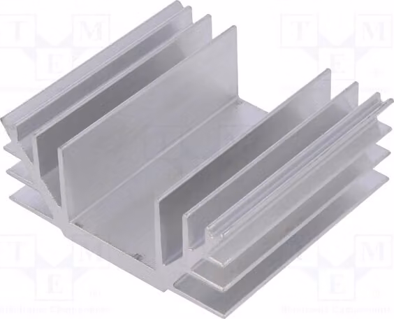 1 radiatore: stampato, altezza: 30 mm, lunghezza: 70 mm, larghezza: 74 mm, materiale: alluminio. Radiatore