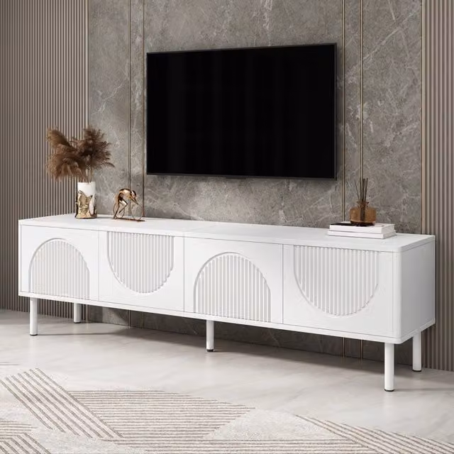 Mobile TV FOLYNA bianco con quattro vani chiusi, ante 3D in MDF e passacavi, L 180 x P 40 x H 52 cm