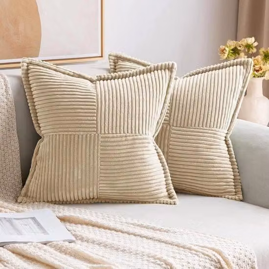 Set di 2 Cuscini di Corduroy - Soffici come la seta - Cuscino decorativo - Cuscini decorativi - Cuscini moderni - Cuscini per divano - Per salotto e camera da letto - Beige - 45 x 45 cm