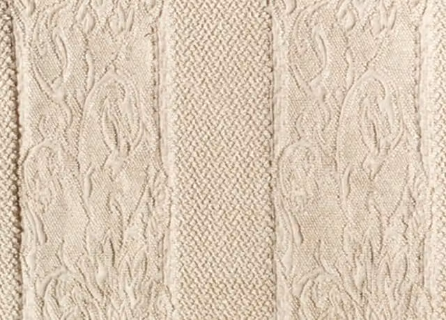 Copridivano 3 Posti Disegno Odissea Biancheriaweb Colore Panna in Jacquard Elasticizzato