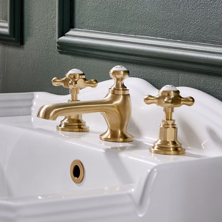 Miscelatore Lavabo Tradizionale 3 Fori - Finitura Oro Satinato - Stile Classico ed elegante