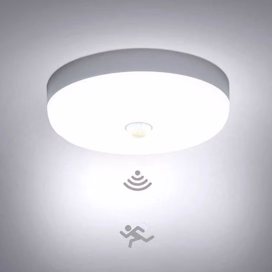 Lampada da soffitto a LED 15 W, 6500 K (bianco freddo), IP56, con sensore di movimento