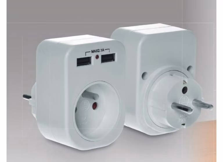 Prese multiple con/dotate di caricabatterie, 2 porte USB, 2,1A, modello R-1USB