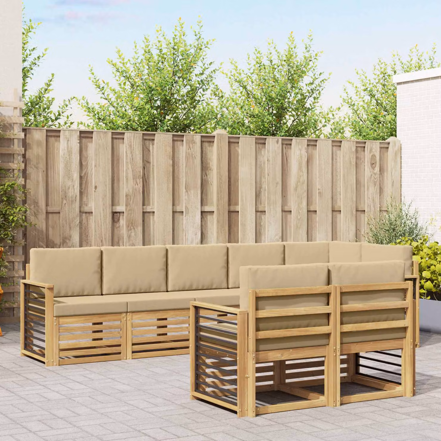 Set di divani da esterno vidaXL a forma di L composto da 8 pezzi in legno di acacia con cuscini bianchi e beige