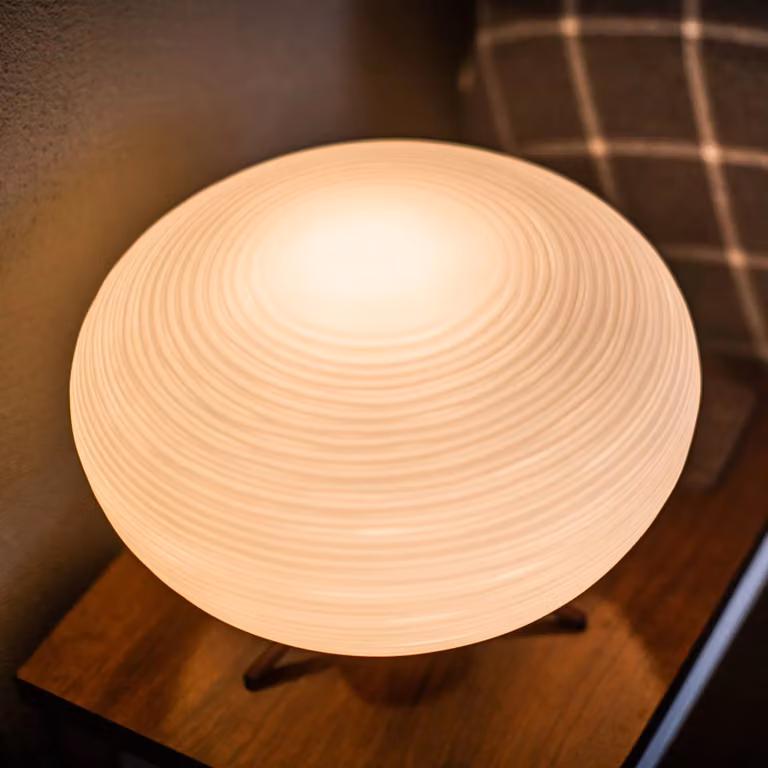 Foscarini Lampada da tavolo di design Rituals 2, dimmerabile, Bianco / Opale, Soggiorno / Sala da pranzo, Vetro, Design, Lampada da tavolo