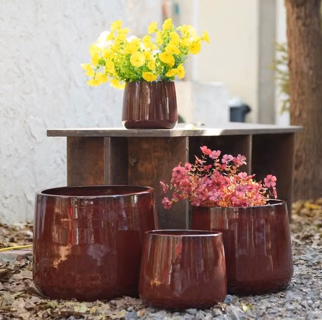 Set 4 vasi per piante ULEVR in ceramica rosso lucido ?33/26/20/15 cm con foro di drenaggio