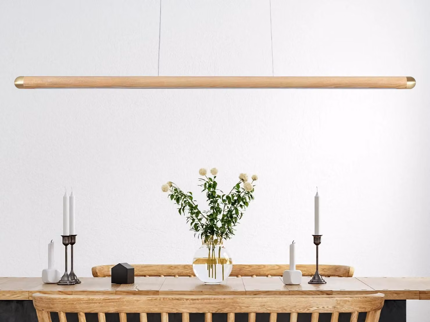 Lampadario in legno sospeso, realizzato in legno massello, con tecnologia LED, 22W / 1200 lumen - Modello WRL0521