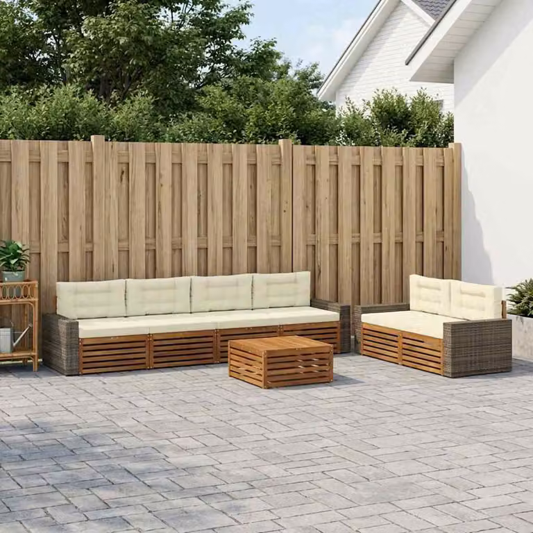 Set di divani da esterno vidaXL 7 pezzi in legno di acacia con cuscini beige e bianco e tavolino da caffè coordinato
