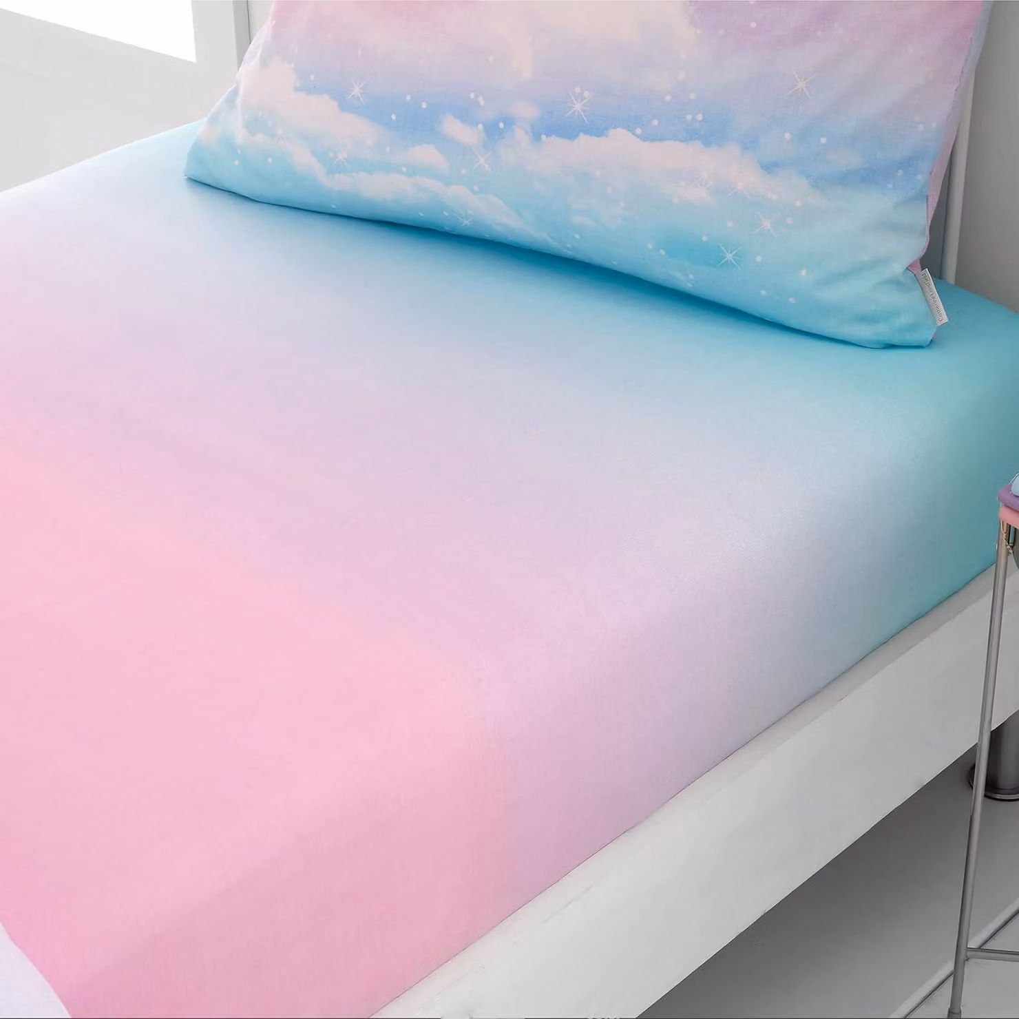 Lenzuolo per culla o lettino per bambini, motivo arcobaleno con nuvole, per letto singolo, in poliestere e cotone, profondità 25 cm, colori pastello