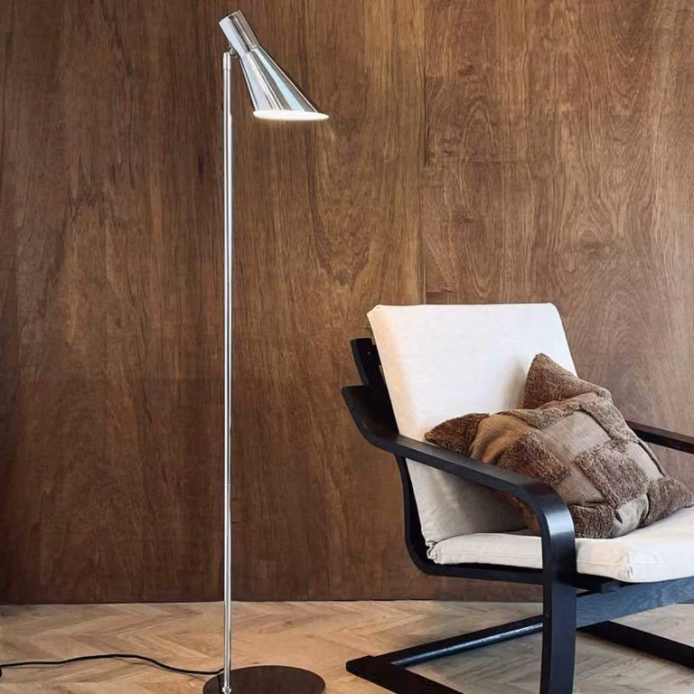 Dyberg Larsen Lampada da terra DL12, dimmerabile, Cromo / Argento, Soggiorno / Sala da pranzo, Metallo, Design, Lampada da terra