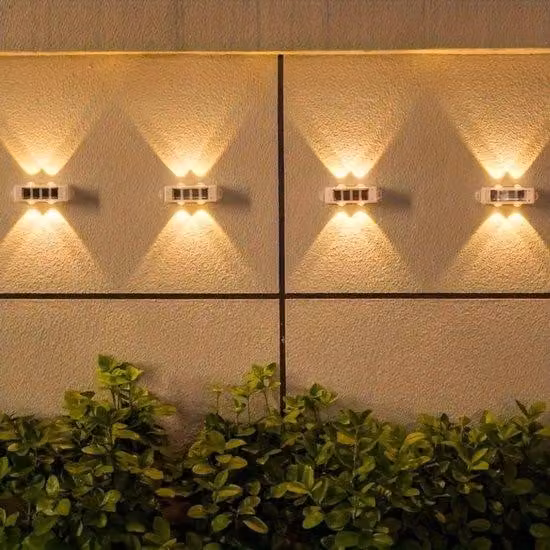 4 lampioni solari a 6 LED con regolazione dell'altezza, luce bianca, illuminazione da giardino e paesaggistica, per balconi di ville, cancelli da giardino e applique da esterno impermeabili