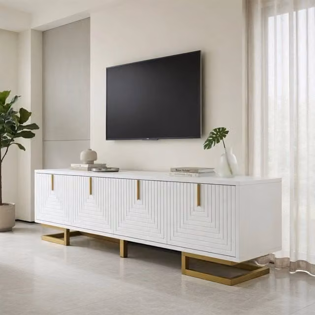 Cassettiera TV moderna KOMHTOM bianca con dettagli in legno e metallo L: 160 cm, P: 38 cm, H: 44,5 cm