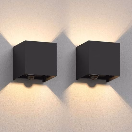 Lampada da parete per esterno in alluminio nero con sensore di movimento e angolo di illuminazione regolabile, grado di protezione IP65, adattatore G9