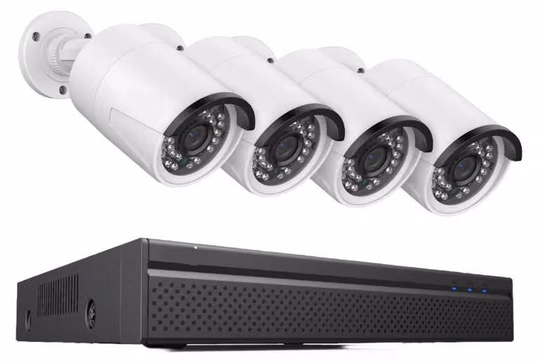Sistema di sicurezza - 4 unità - Sistema di telecamere - Telecamere PoE - Sistema NVR - Risoluzione 5MP - Visione notturna a 30 metri