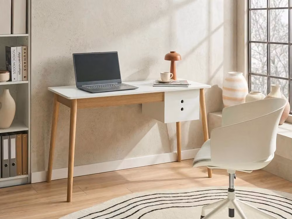 Scrivania da ufficio BELIANI con cassettiera, design minimalista in MDF laminato, bianco e marrone, L: 120 cm, P: 50 cm, H: 75 cm – 2