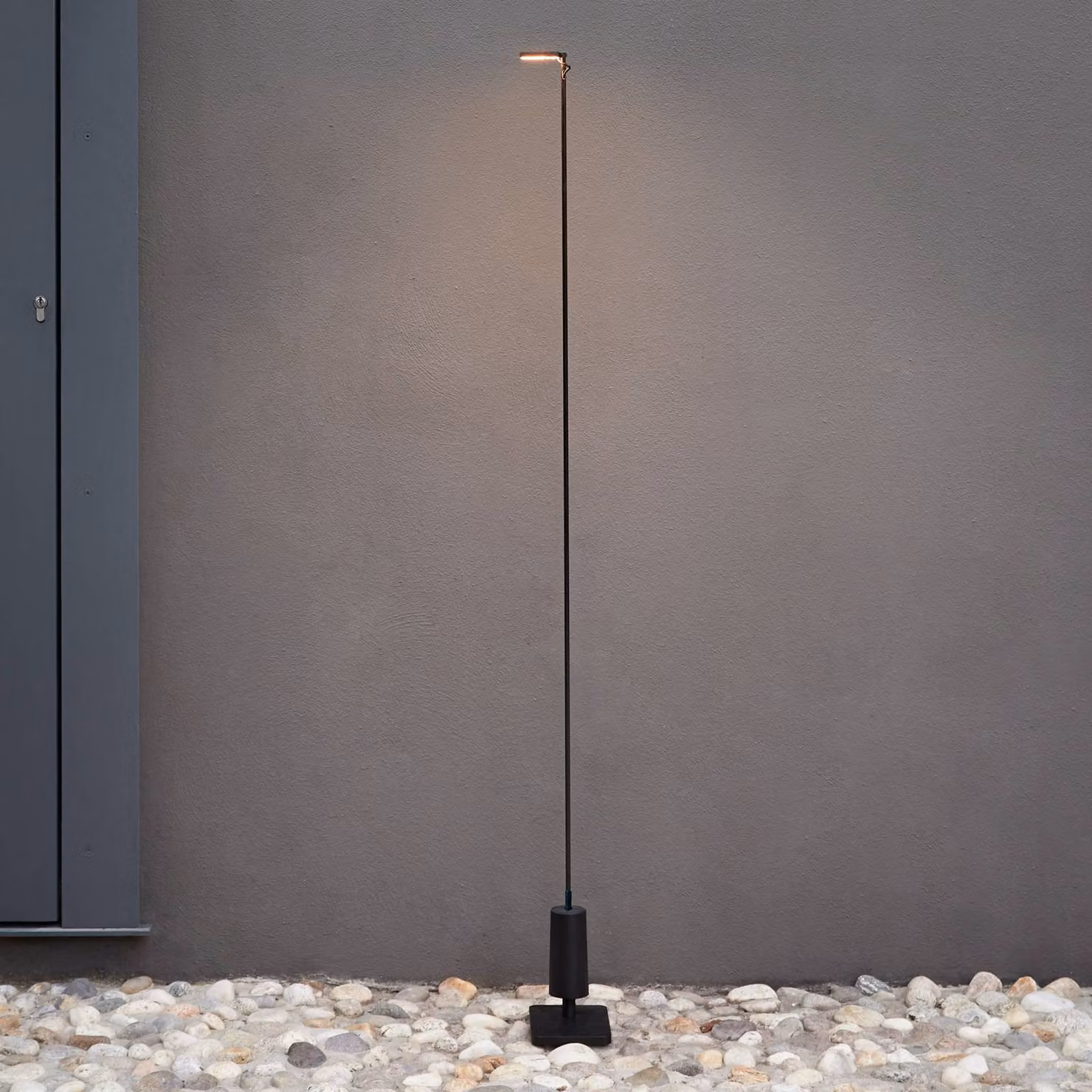 Luceplan Lampioncino da giardino Flia, Nero, Plastica, Design, Lampada LED da esterni