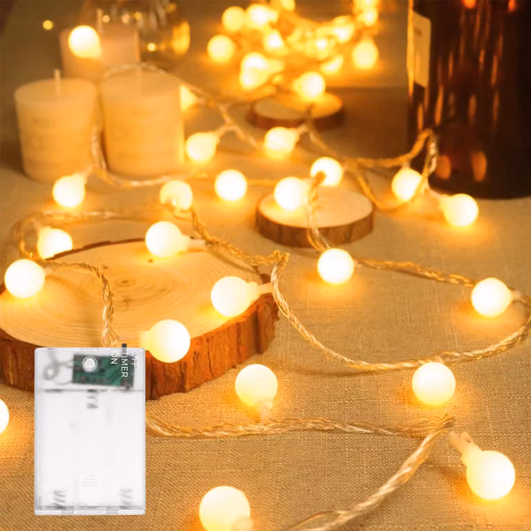 Catena luminosa a LED a forma di globo, lunghezza 6 metri, 40 sfere bianche calde, con timer, alimentazione a batteria