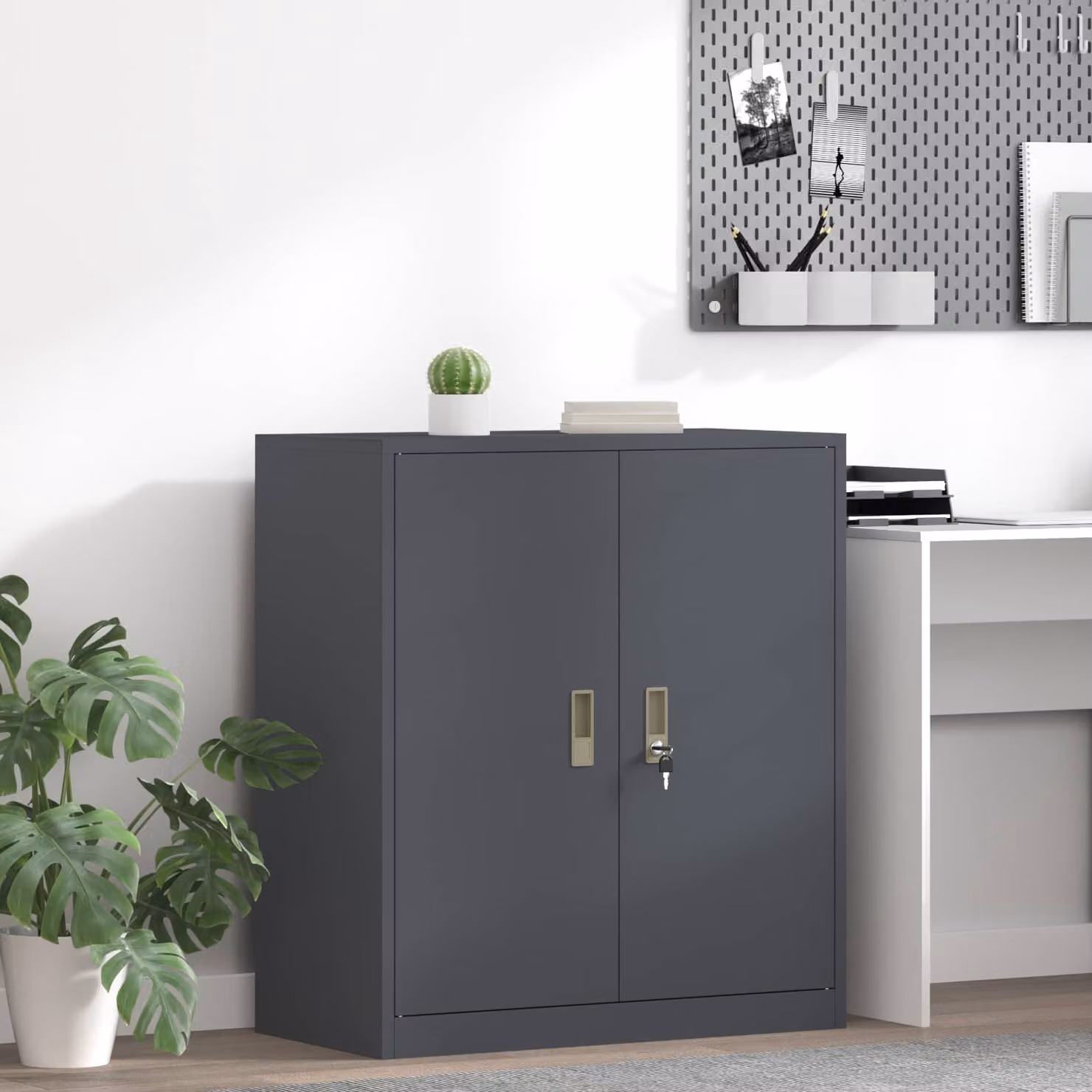 Armadio in metallo vidaXL stile industriale con ante a battente e serratura, colore antracite, L: 80 cm, P: 40 cm, H: 90 cm