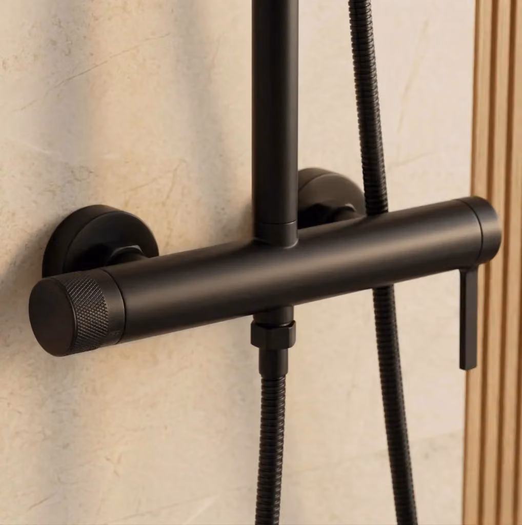 Set Doccia Esterno Rea Rivo con Colonna Rigida e Doccino in Ottone Nero Opaco – 2