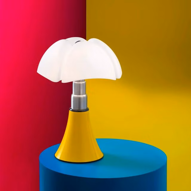 Martinelli Luce Minipipistrello POP Lampada da tavolo LED in bianco o giallo