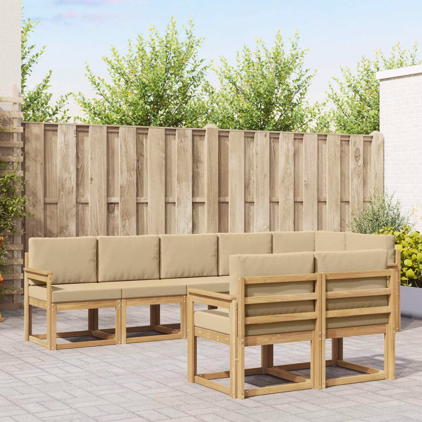 vidaXL Set di divani da esterno a L composto da 8 pezzi in legno di acacia con cuscini in poliestere bianco e beige