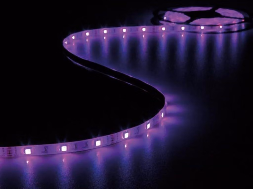 Kit Con Striscia Led Flessibile, Controller E Alimentatore - Rgb - 150 Led - 5 M - 12 Vdc