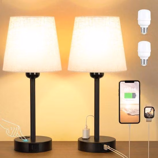 Lampada da comodino Unyqoos® con controllo touch e dimmer, set da 2 con base di ricarica (2 prese USB-A, 2 prese USB-C, 2 prese AC) – paralume in lino beige, base in metallo nero, attacco E27, 3000K, dimensioni 12,5 x 17 x 37 cm