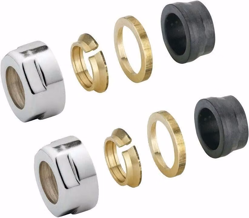 Raccordo a compressione in ottone 15 mm, acciaio inox satinato