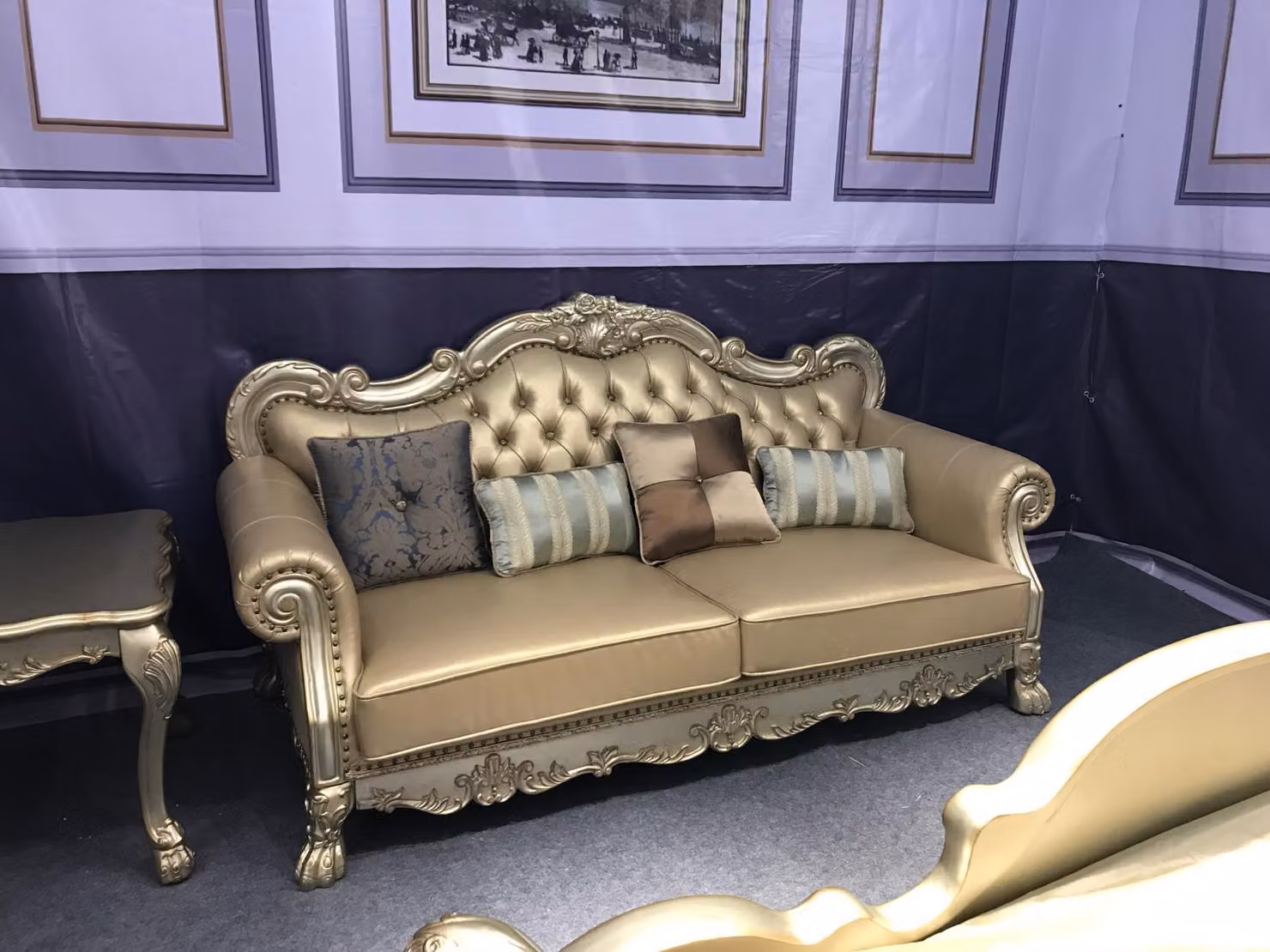Klassischer 3 Sitzer Couch Sofa Couch Polster Sofas Couchen Barock Chesterfield