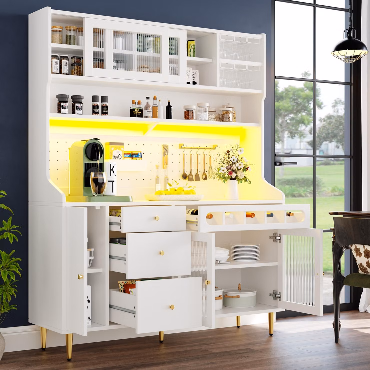 MODFU, mobiletto contenitore per il soggiorno con ripiani regolabili in altezza, armadietto climatizzato per vini con illuminazione a LED e cassetto, colore bianco