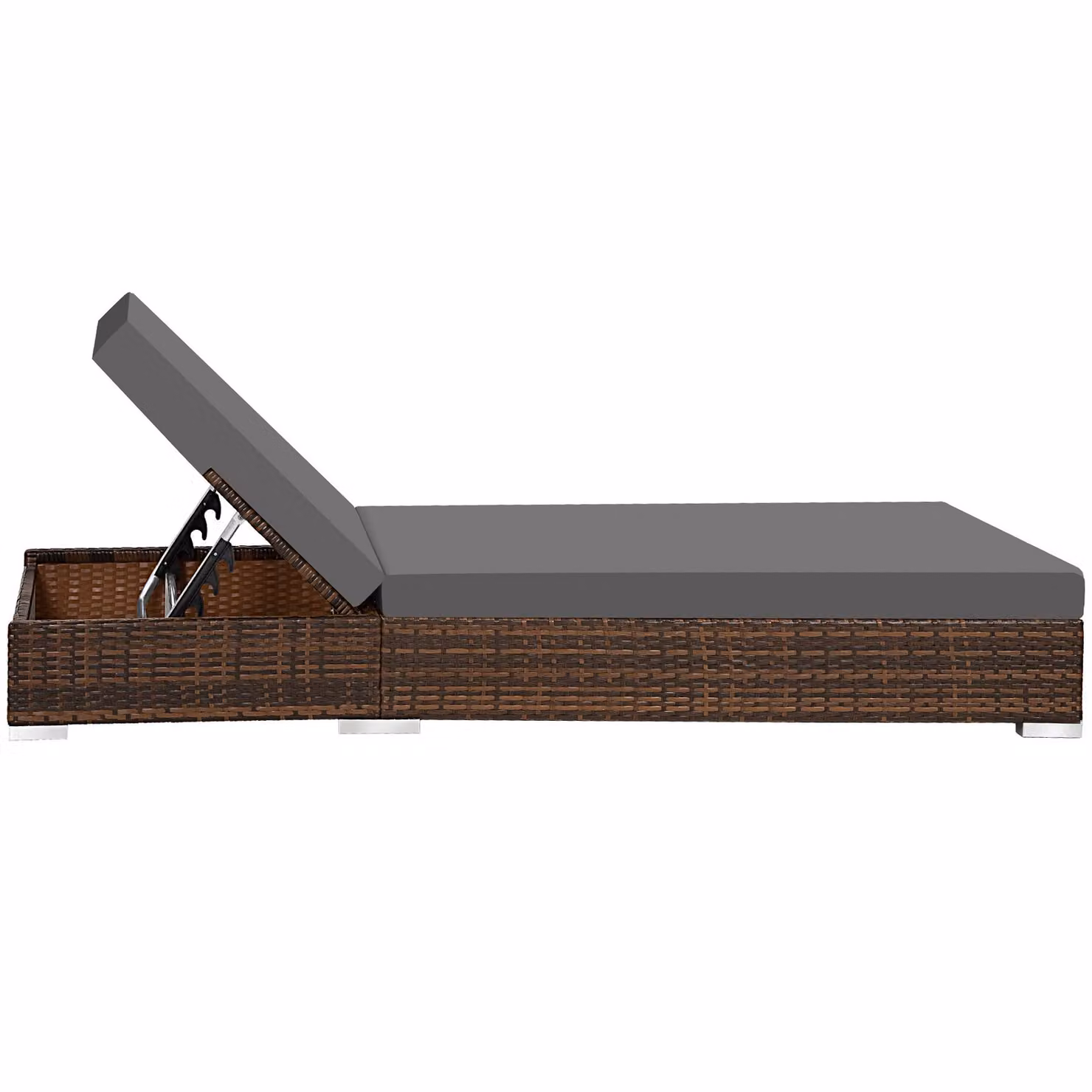 Set di 2 lettini da giardino TecTake in rattan con struttura in alluminio verniciato a polvere e tavolino, con poggiatesta regolabile e coperture rimovibili, marrone