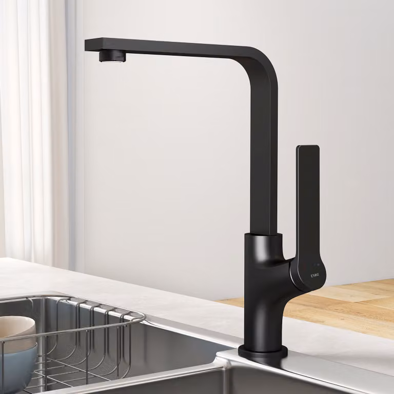 Rubinetto da cucina EMKE Rubinetto per lavello Miscelatore monocomando Lavello girevole a 360° Rubinetto da cucina con bocca piatta, ottone nero opaco
