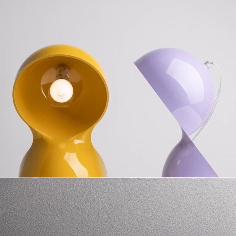 Artemide Lampada da tavolo Dalù, Giallo / Arancione, Soggiorno / Sala da pranzo, Plastica, Design, Lampada da tavolo