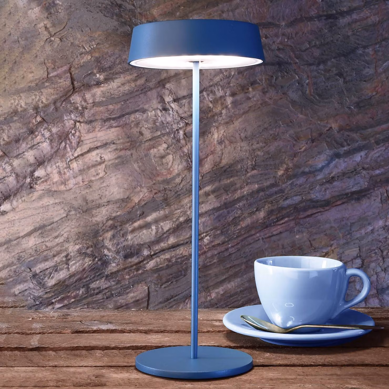 Deko-Light Lampada LED da tavolo Miram accu, dimming, blu Miram, dimmerabile, Blu, Soggiorno / Sala da pranzo, Alluminio, Moderno