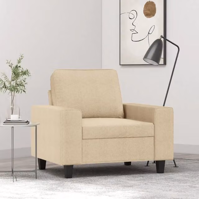 Poltrona moderna in tessuto beige con struttura in metallo e braccioli per il tuo soggiorno