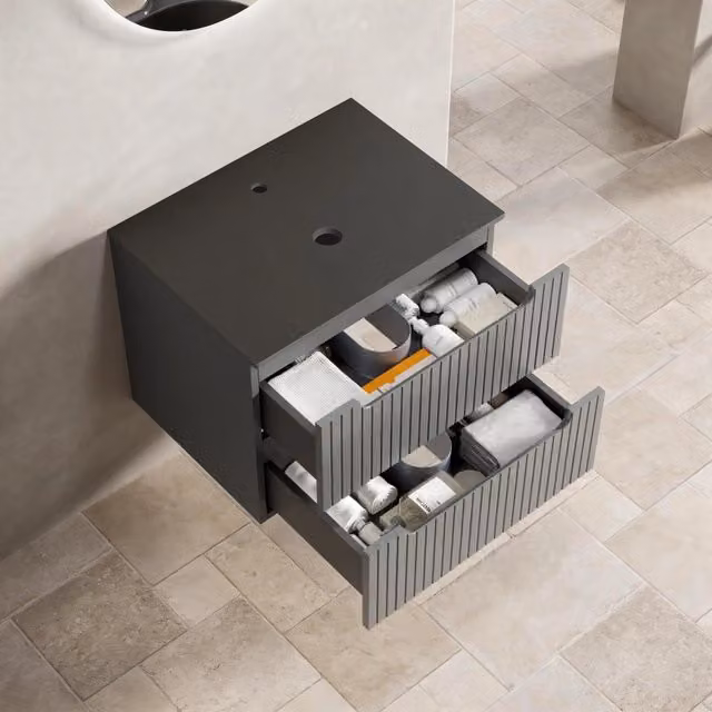Mobile sottolavabo con piano in pietra sinterizzata effetto travertino struttura in compensato nero e grigio scuro