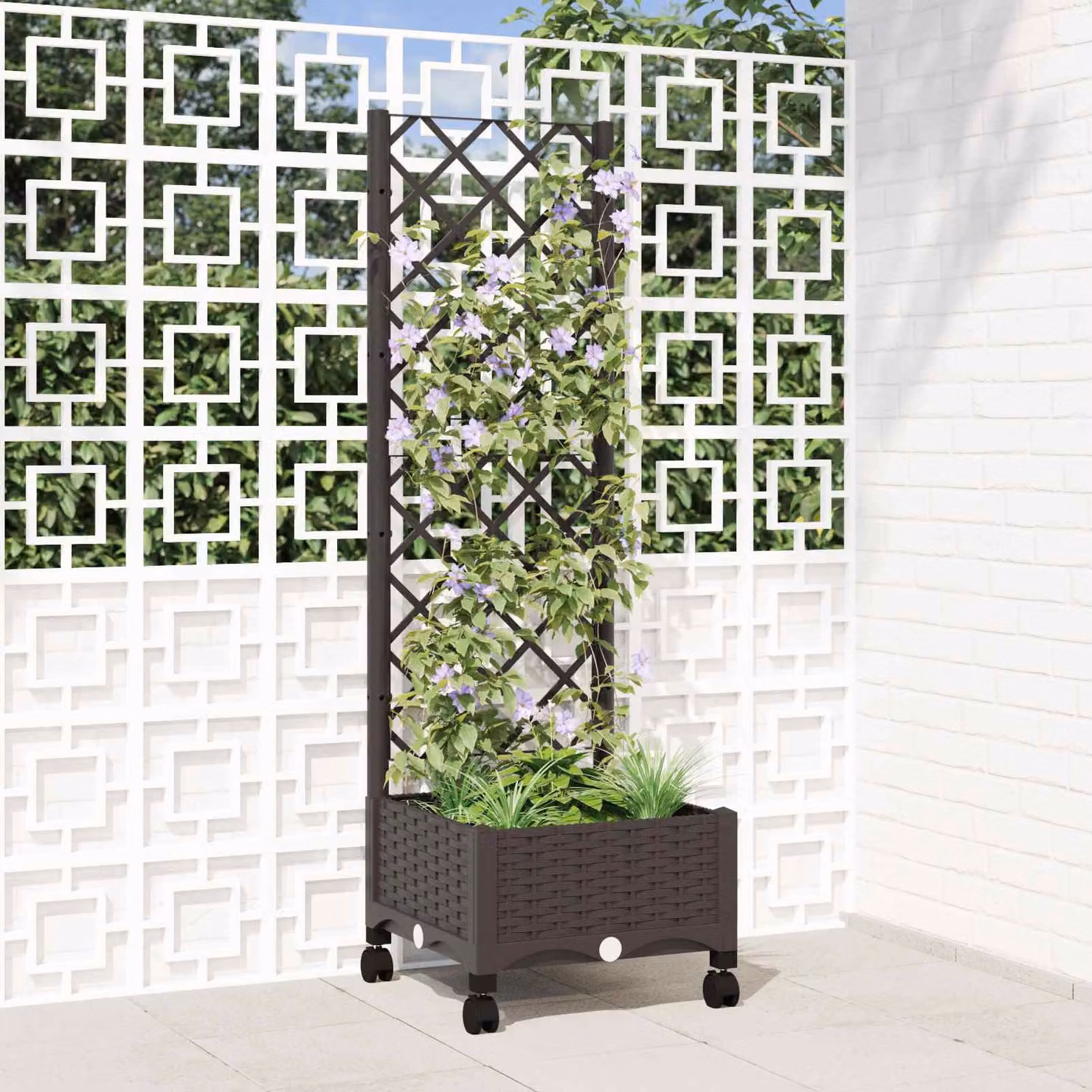 vidaXL Vaso da giardino con grigliato per piante rampicanti e ruote, Marrone, Plastica, H: 131,5 cm, L: 40 cm, P: 40 cm