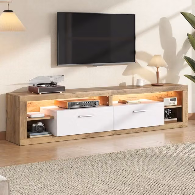 Mobile TV 180x35,5x50cm in truciolato, colore legno naturale e bianco. Con LED controllati da app, 2 cassetti e 4 vani aperti. Per TV fino a 75", portata 30kg
