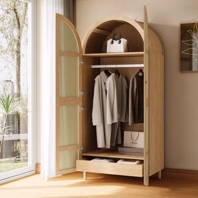 Armadio moderno WISHDOR in colore beige con ante in rattan, ripiani, cassetti e barra appendiabiti, L: 80 cm, P: 50 cm, H: 179 cm – 1
