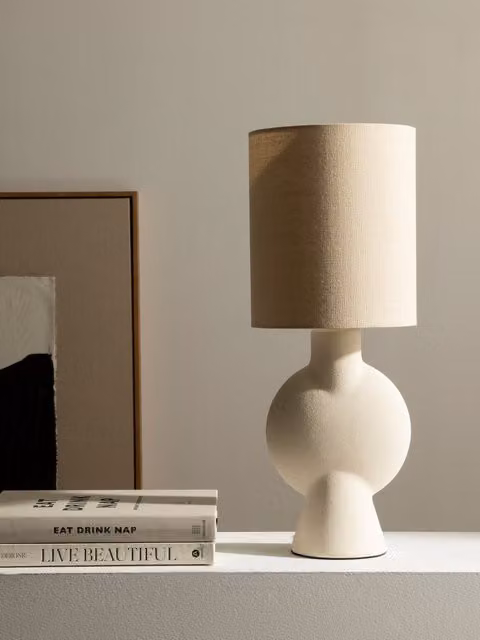 Lampada da tavolo rotonda in ceramica bianca Kenay Home – 1