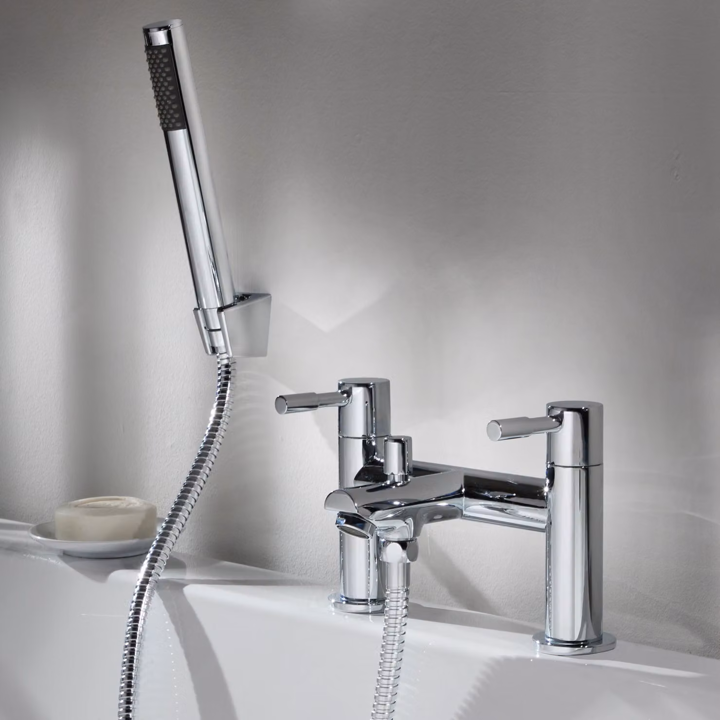 Rubinetto Miscelatore Moderno per Vasca da Bagno con Doccetta - Cromato - Como