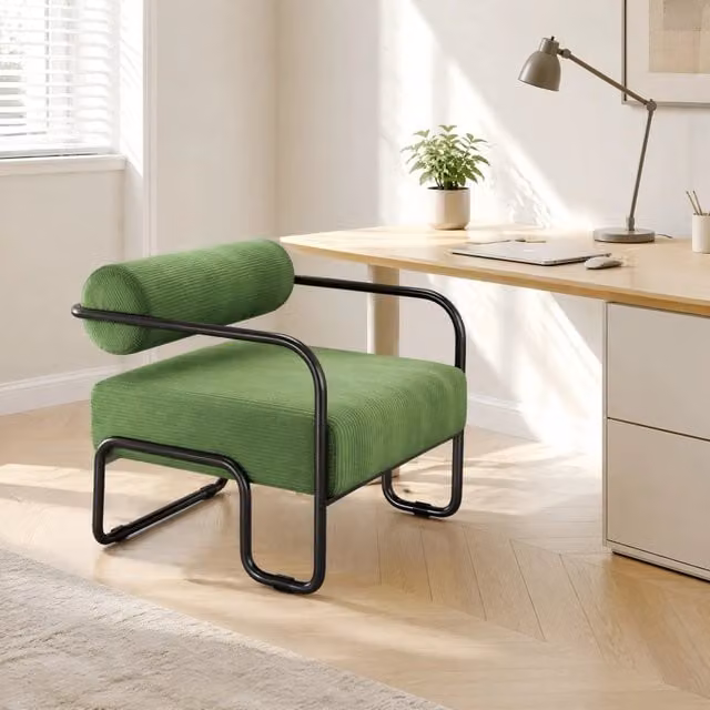 Poltrona lounge ULEVR in corduroy verde con struttura in metallo nero, portata 130 kg