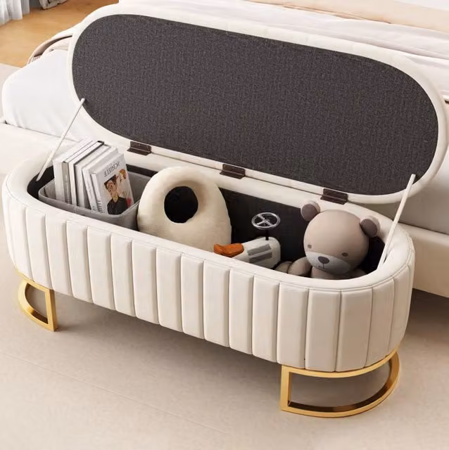 Panca contenitore imbottita MODFU in velluto beige con gambe in metallo L: 120 cm, P: 39,9 cm, H: 43 cm
