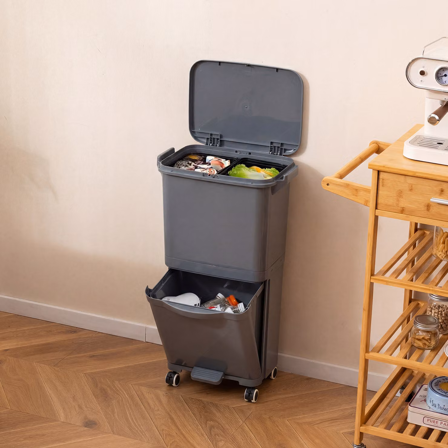 Cestino della spazzatura Costway con 2 secchi rimovibili per la classificazione dei rifiuti, Pattumiera da 36L con pedale e ruote universali, Grigio