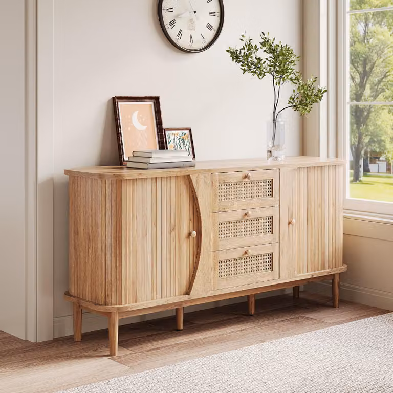 Fortuna Lai Credenza, comò in rattan, comò con ante scorrevoli, ripiani regolabili e piano arrotondato.