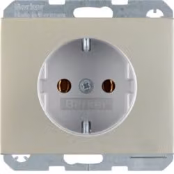 Berker 41157004 Presa SCHUKO in acciaio inossidabile Berker K.5
