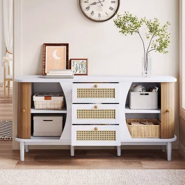 Credenza Mivray in rattan e MDF con tre cassetti e ripiani regolabili, stile scandinavo, bianca e color legno, L: 140.5 cm, P: 40 cm, H: 76 cm